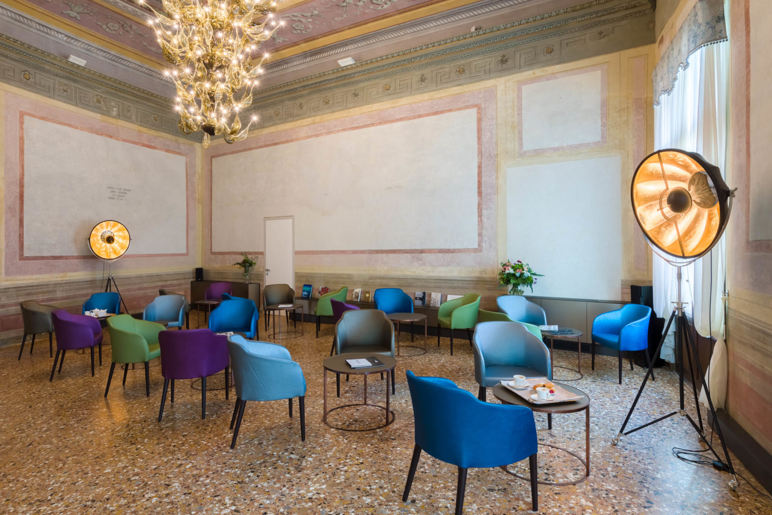 Fotografo sala colazioni, lounge e bar a Venezia