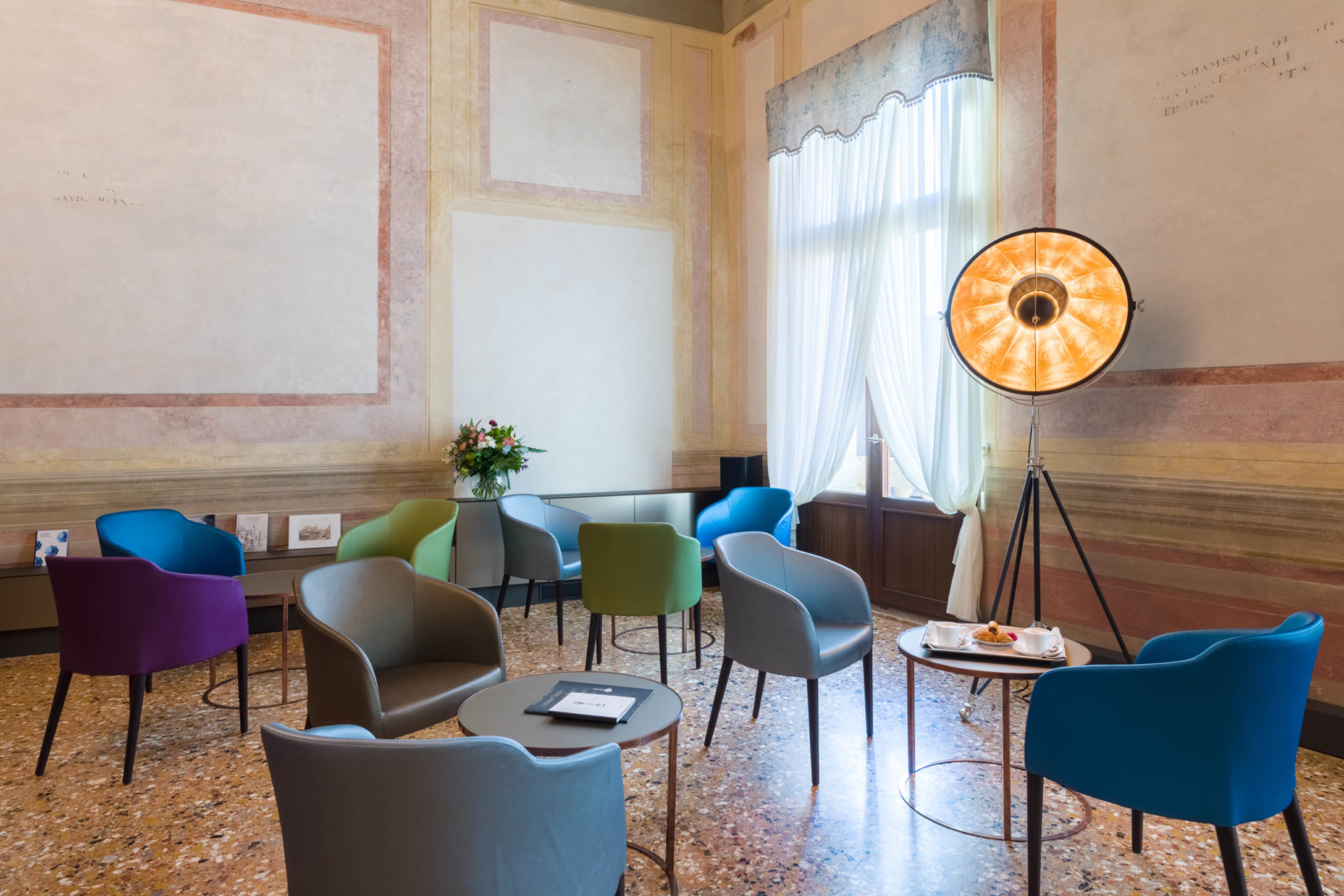 Fotografo sala colazioni, lounge e bar a Venezia